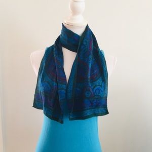 Liz Claiborne’s vintage blue paisley silk scarf